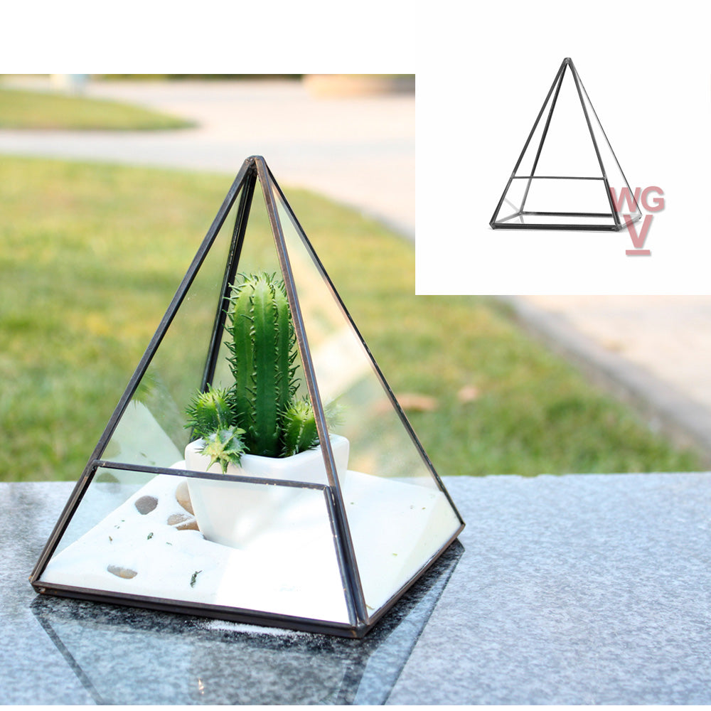 Empty Geometric Triangle